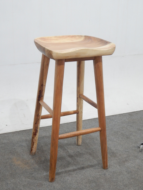 Saddle Bar Stool